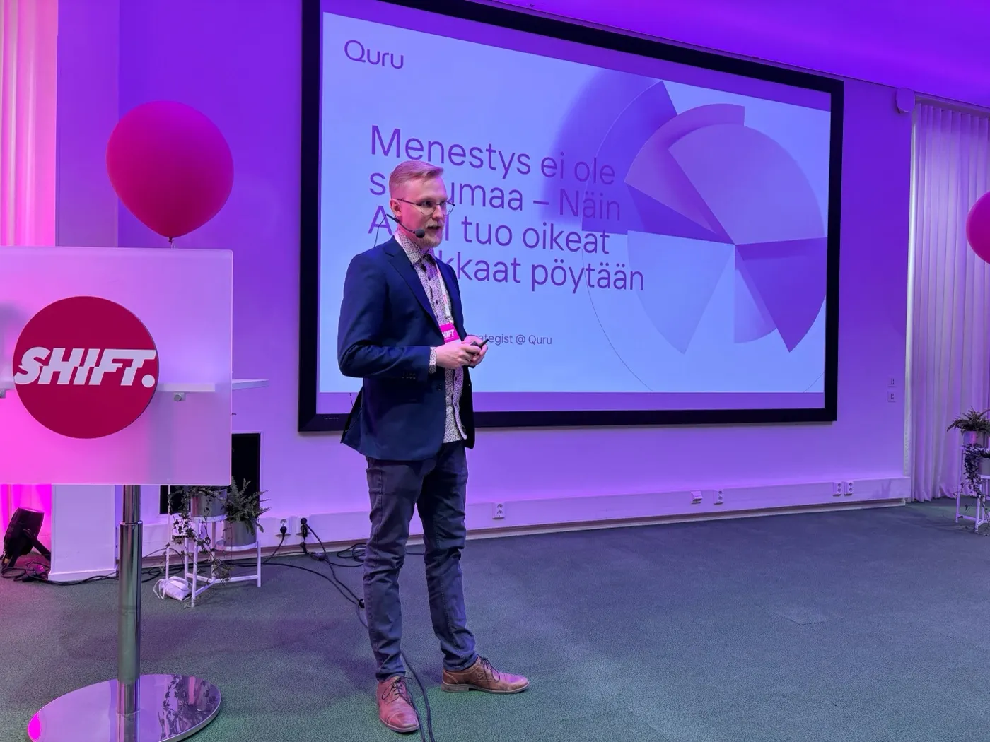 Otso Karvinen presenting at SHIFT Business Festival
